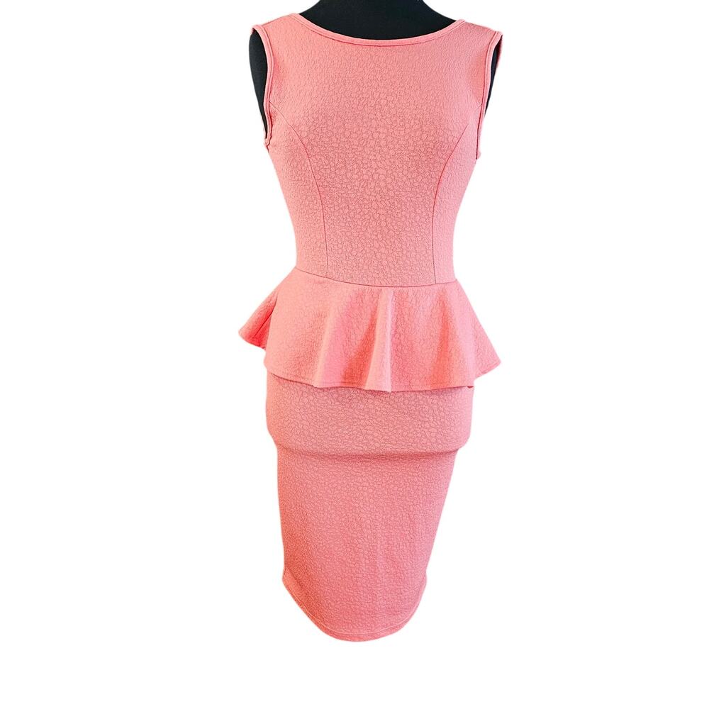 Love J Peplum Sleeveless Bodycon Dress Coral Sheath Ruffle Womens Size M Stretch